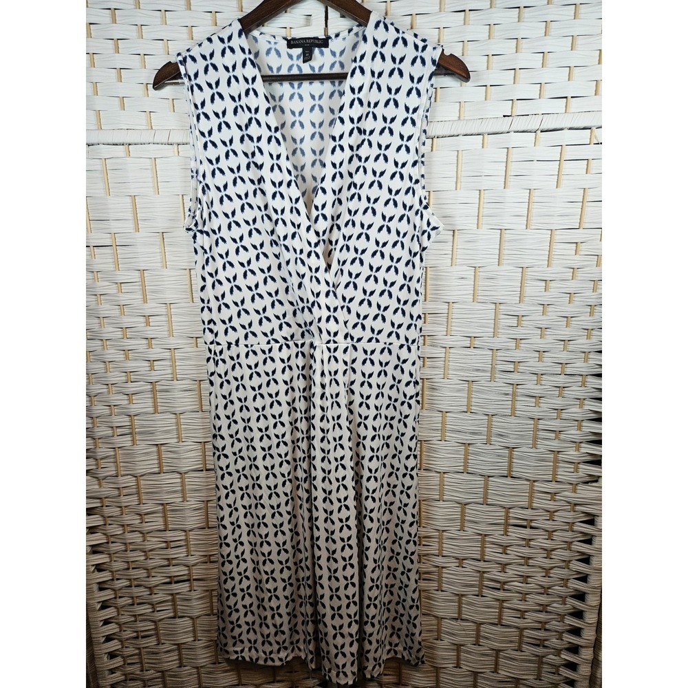Banana Republic Womens Sz Medium Tall Blue & White Dress Work *missing care tag*
